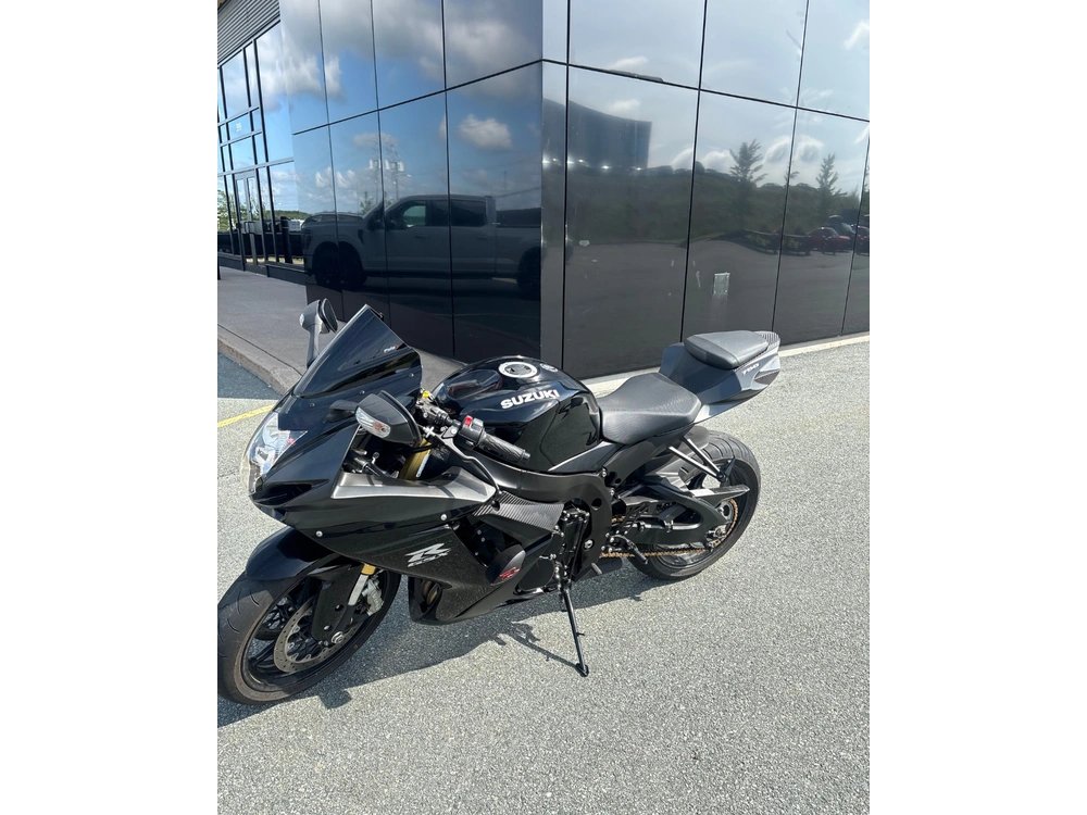2024 Suzuki Gsxr750 alt