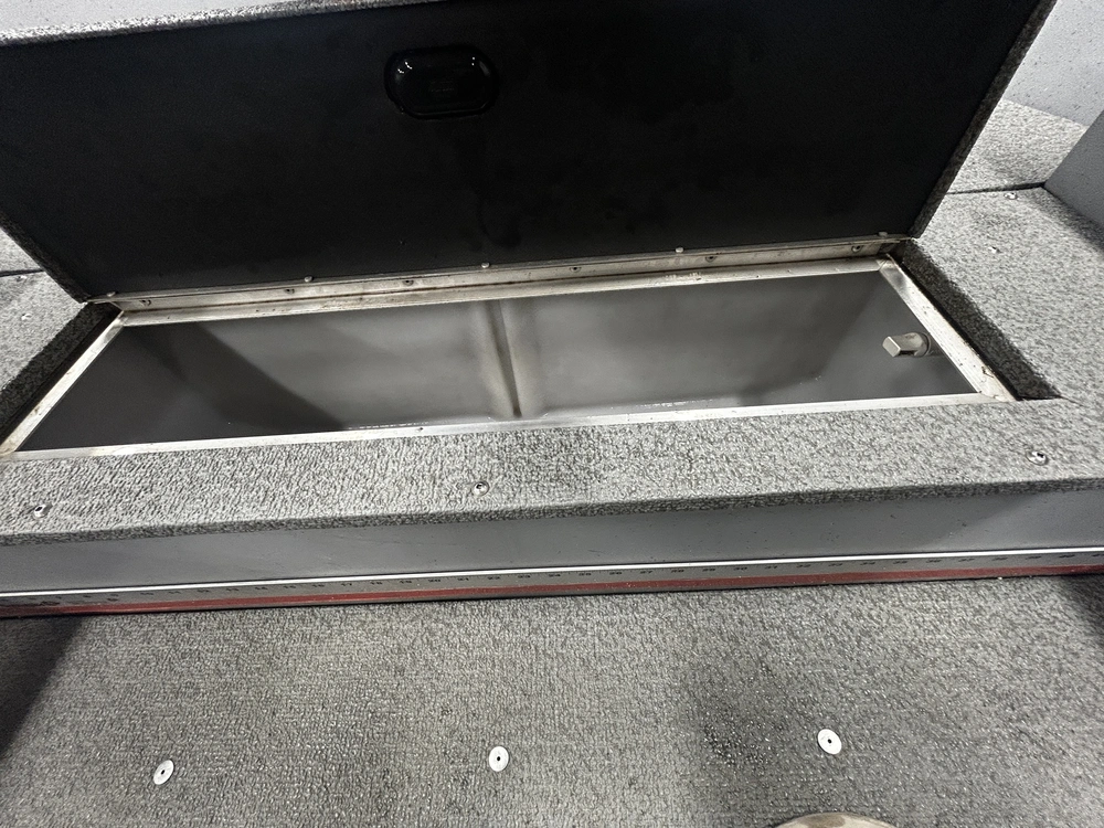 2014 Lund Boat Co 1400 Fury Tiller alt