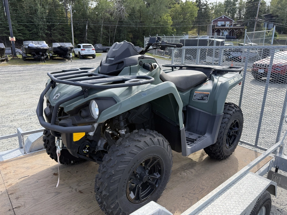 2022 Can-am 570 alt