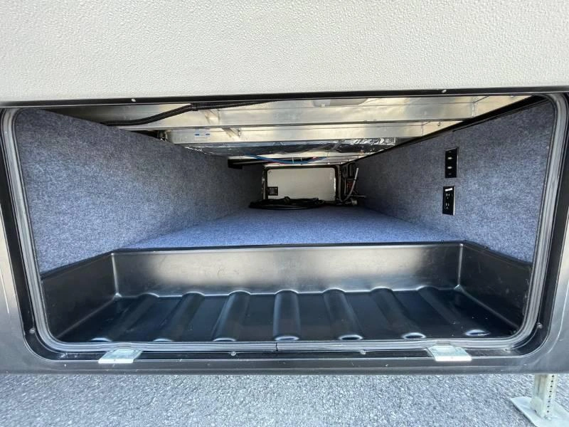 Coachmen Chaparral 28rls 2018