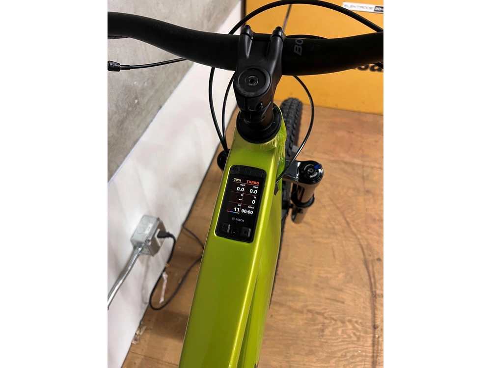 2027 Trek Rail 8+ alt