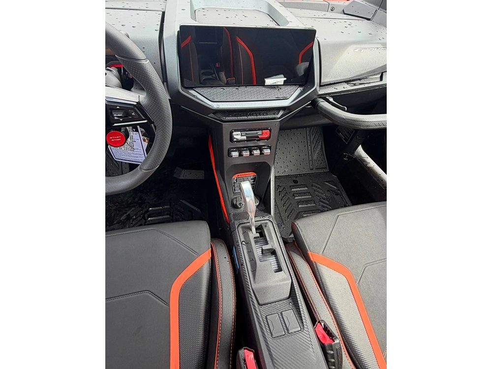 Cfmoto Zforce Z10-4 2026 alt