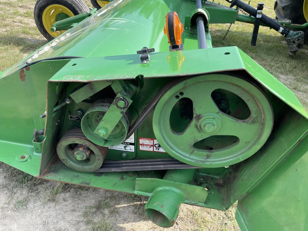 2024 John Deere 520 alt