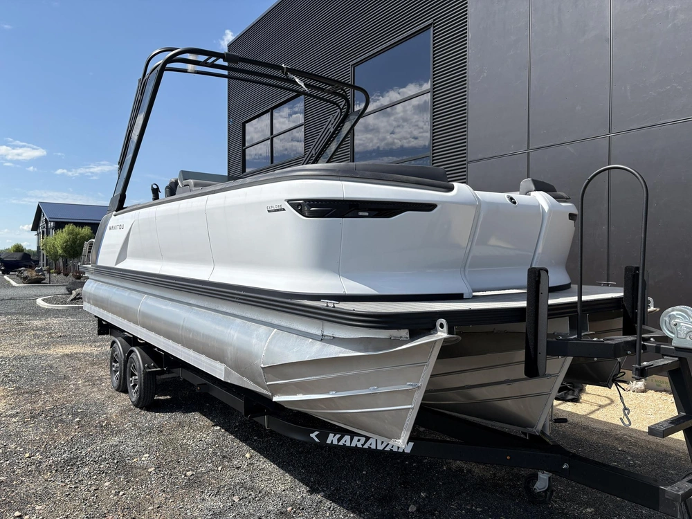 2025 Manitou Explore 24 Switchback Trifold alt