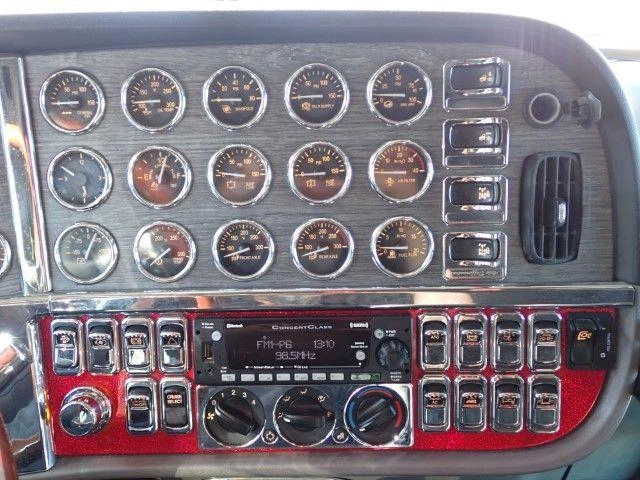 Peterbilt 389 2021