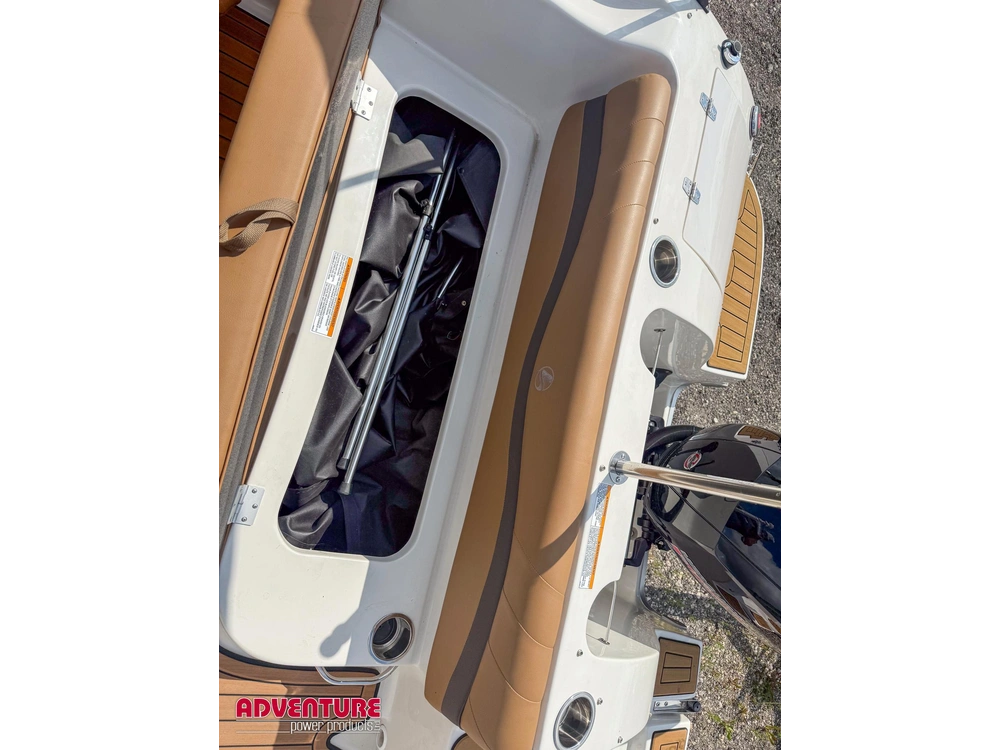 2023 Legend Boats Vibe D19 alt