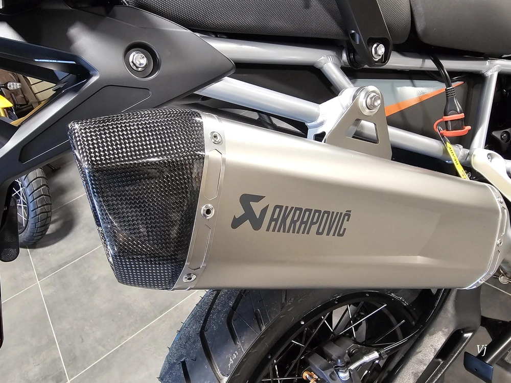 2026 Triumph Tiger 900 Rally Pro Desert Edition alt