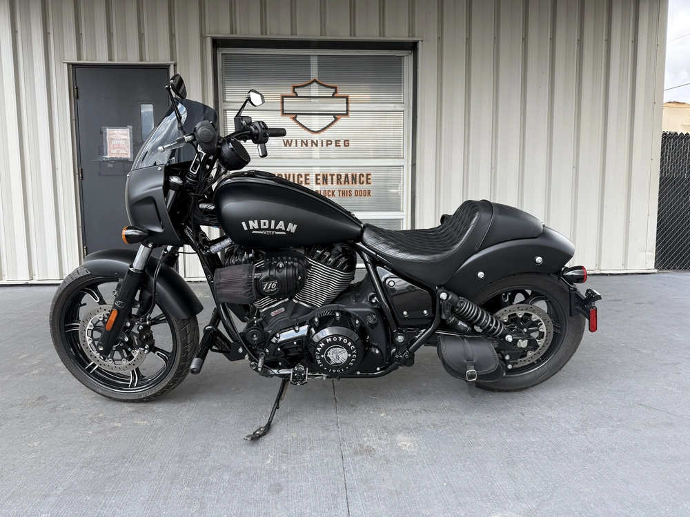 2022 Indian Motorcycle Chief Dark Horse alt