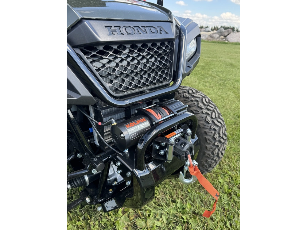 2026 Honda Pioneer 520,green alt