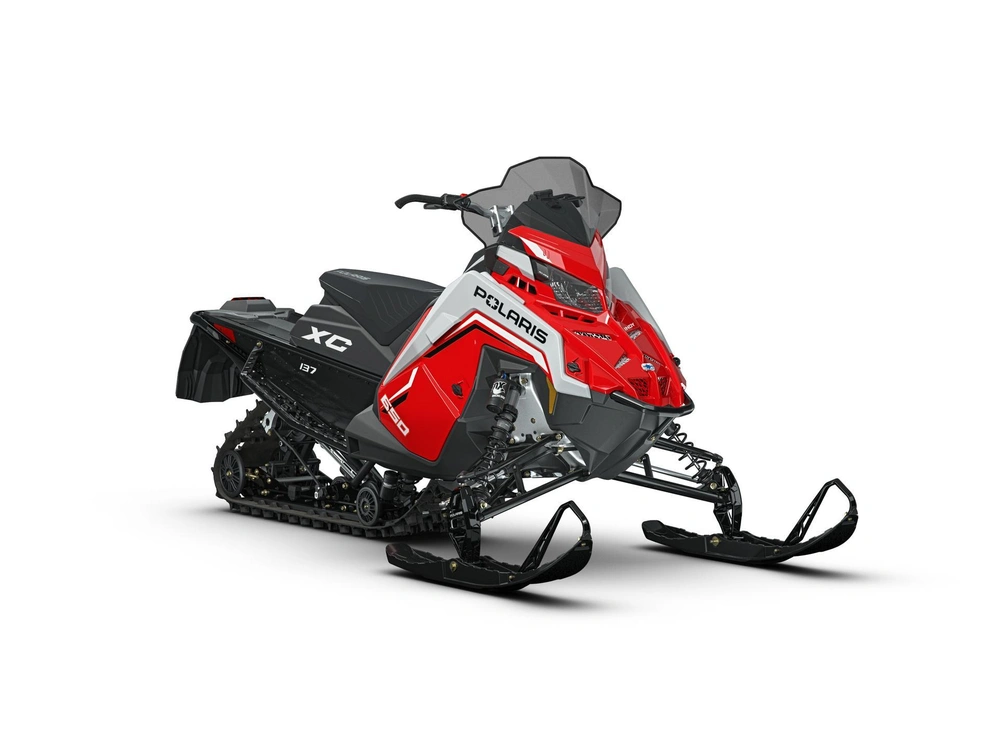 2027 Polaris 650 Indy Xc 137 alt