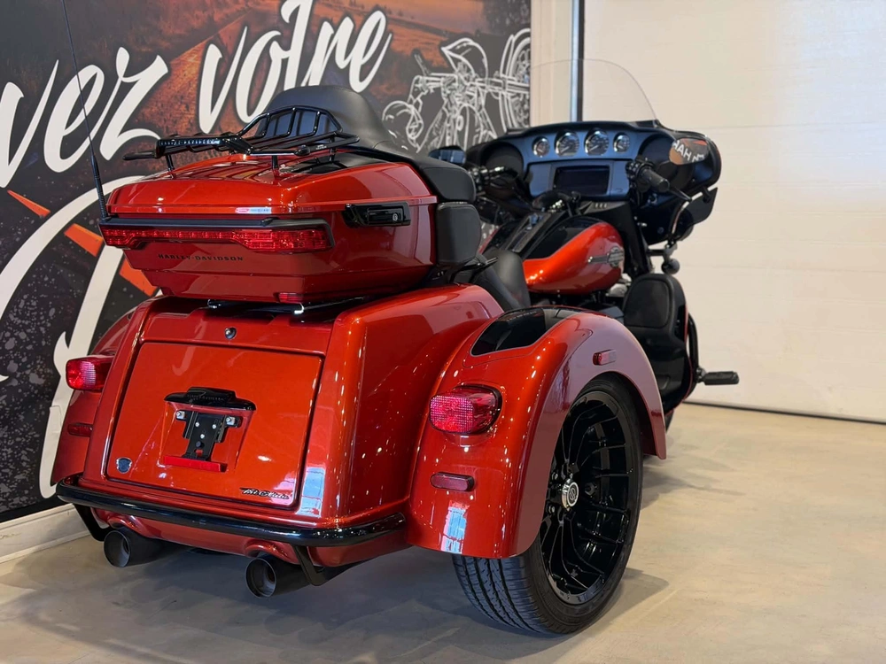 Harley-davidson Triglide Ultra Flhtcutg 2025 alt