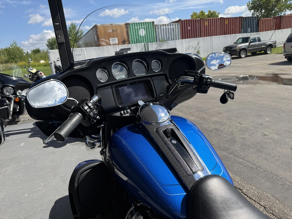 2024 Harley-davidson Tri Glide Ultra alt