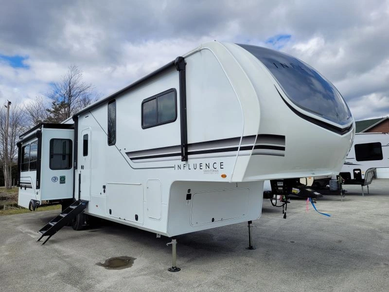 Grand Design Influence 3503gk 2024 alt
