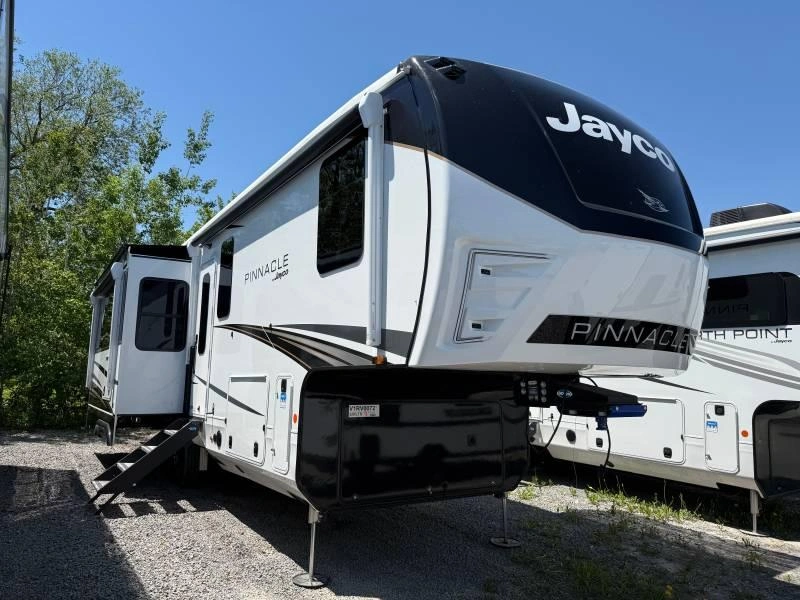 Jayco Pinnacle 32rlts 2027 alt