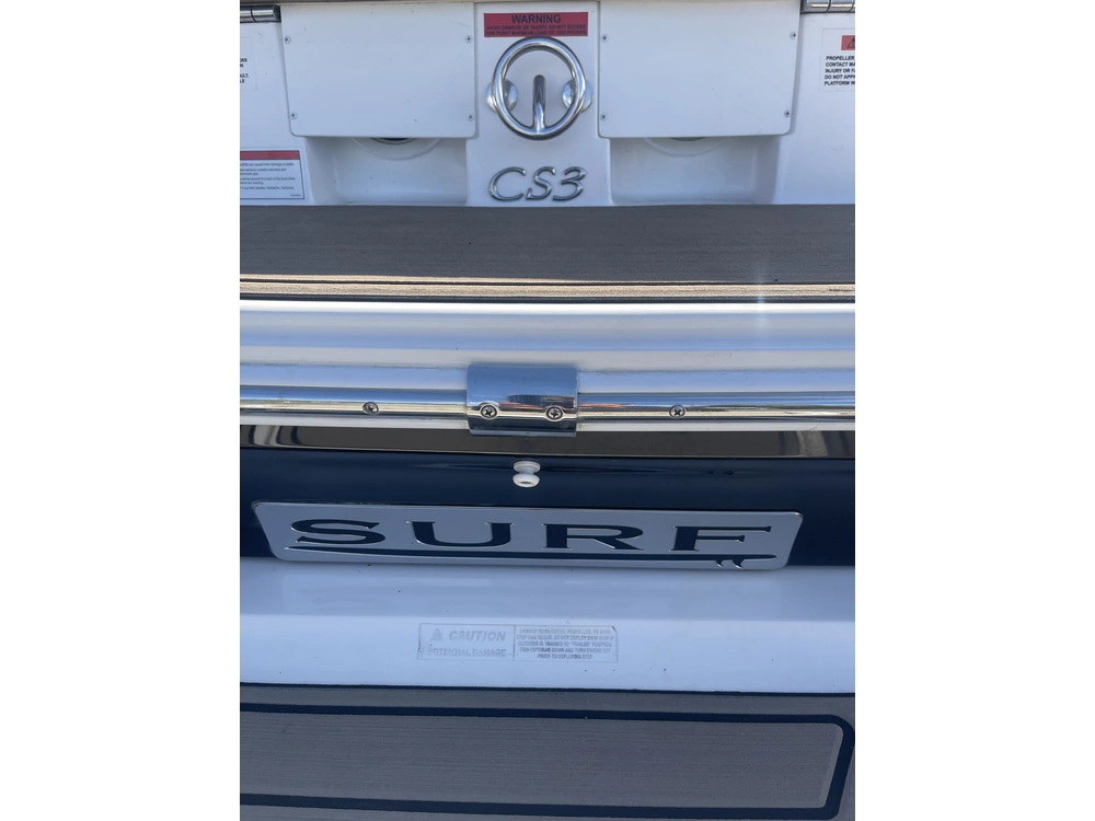 2022 Cobalt Boats Cs23 Surf alt
