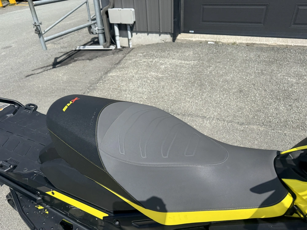 2022 Ski-doo Renegade Xrs 900 Ace Turbo R alt