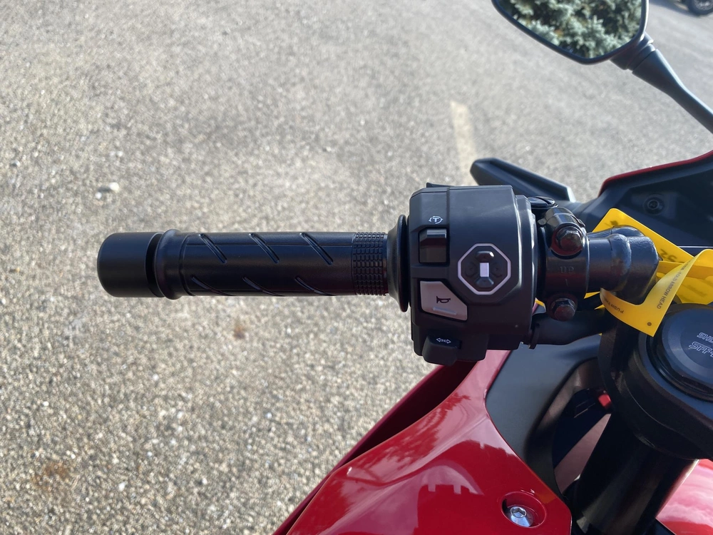 2026 Honda Cbr500r alt