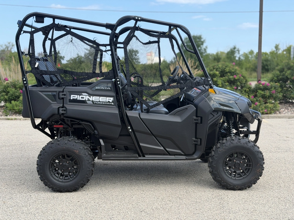2026 Honda Pioneer 700-4 Deluxe