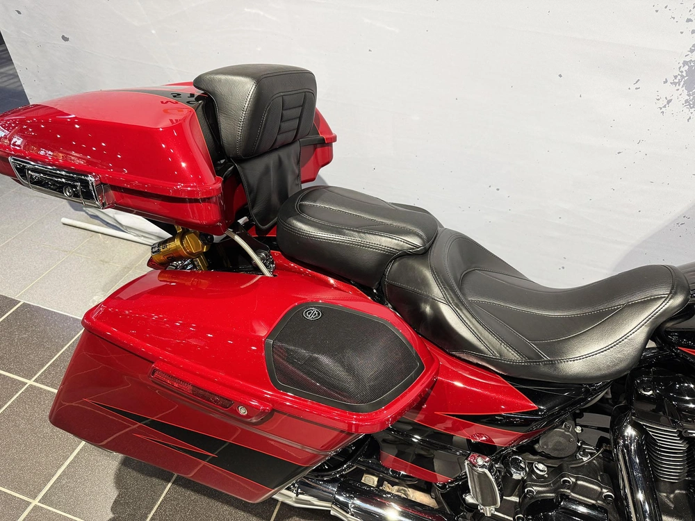 Harley-davidson Cvo Street Glide Flhxse 2017 alt
