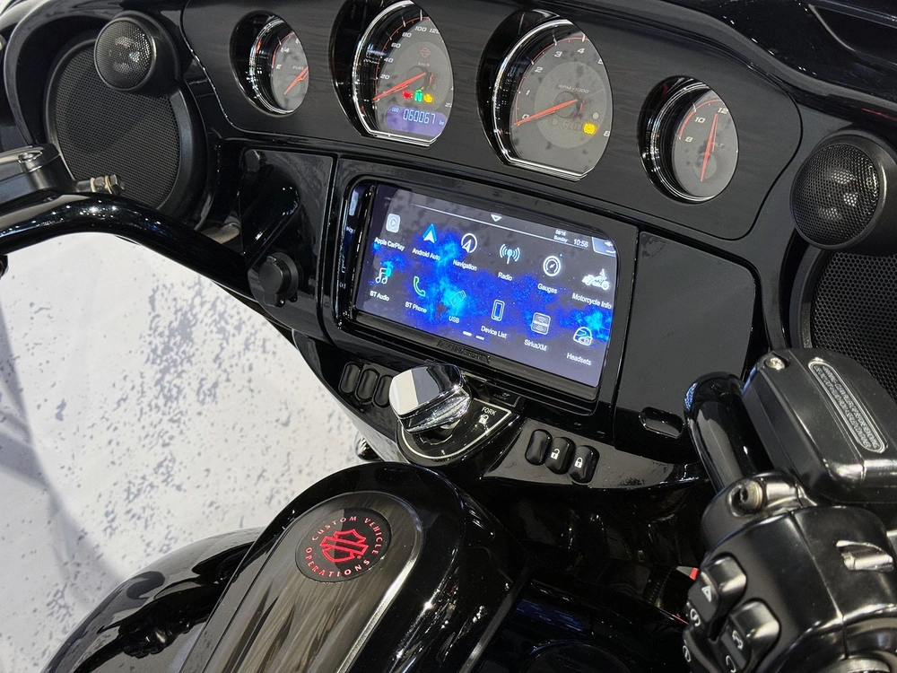 Harley-davidson Cvo Street Glide Flhxse 2017 alt