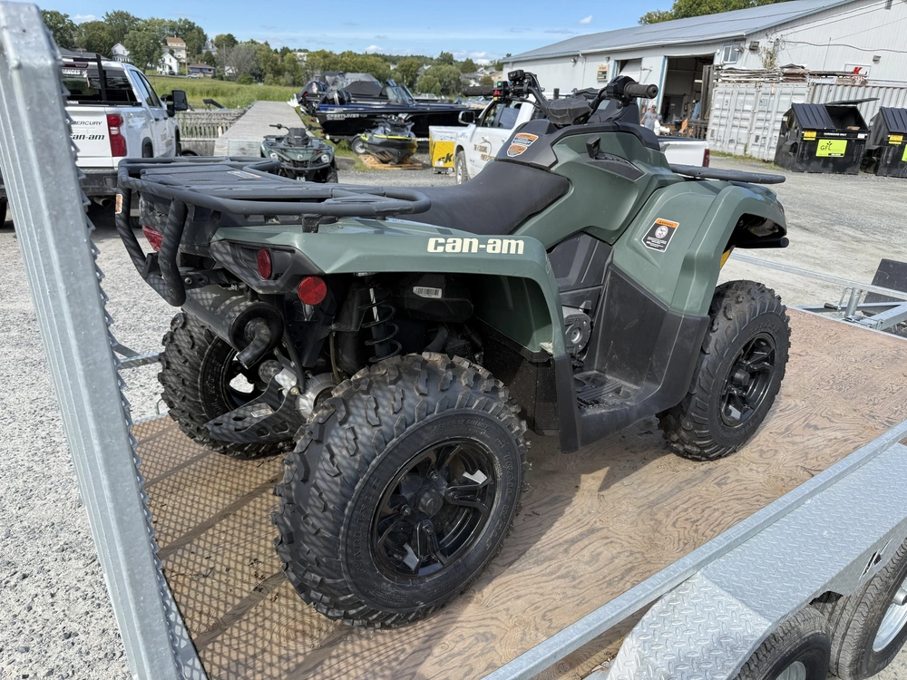 2022 Can-am 570 alt