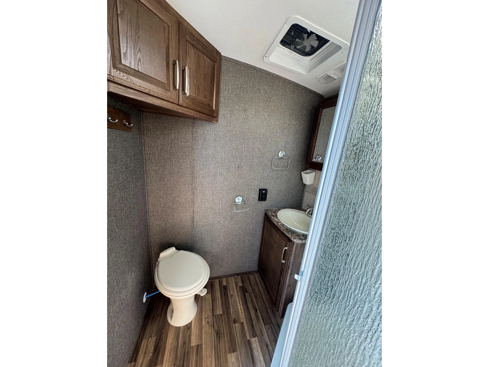 Keystone Rv Cougar 21 Rbs 2018 alt