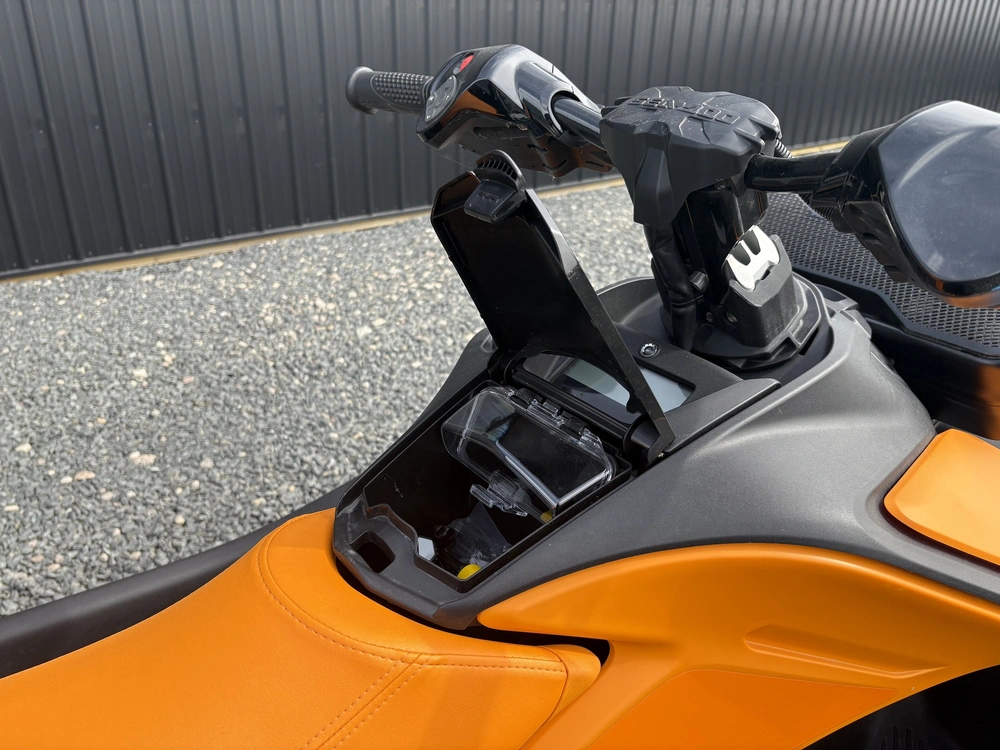 2026 Sea-doo Pwc Spark Trixx 90 Aud Be 3up Ibr 26 alt