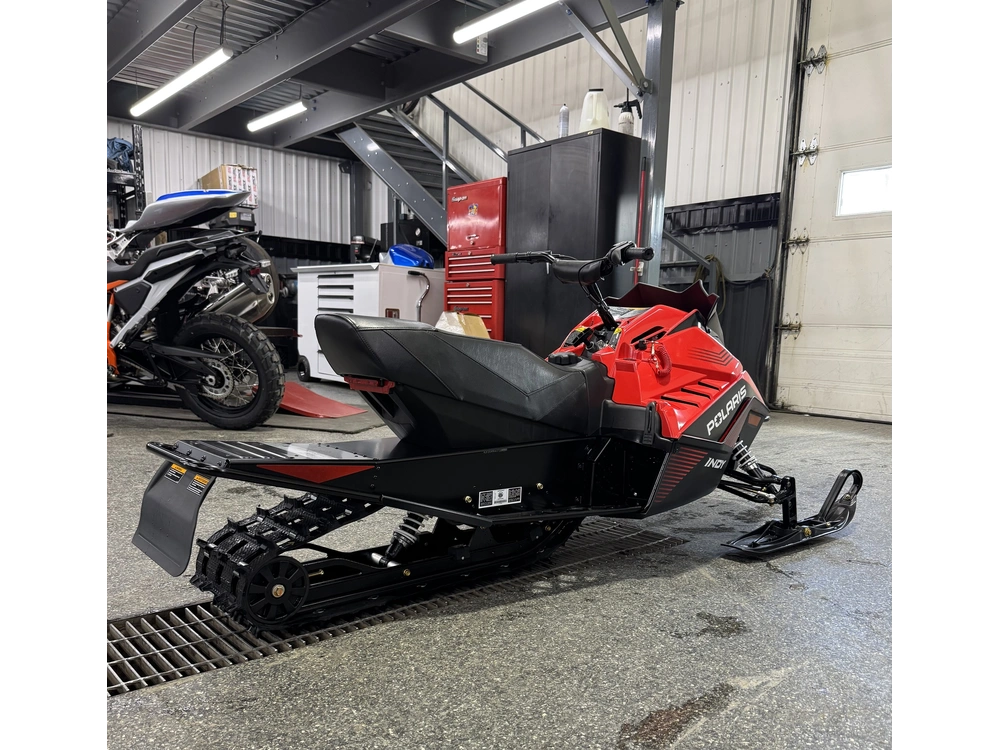 2027 Polaris 200 Indy alt