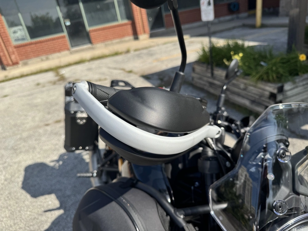 2026 Royal Enfield Himalayan 450 Tubeless - Hanel Black alt