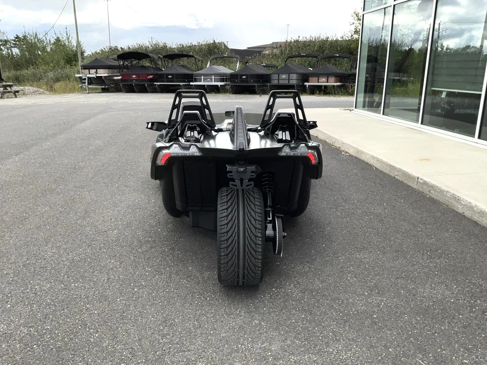 Slingshot R - Autodrive 2026 alt