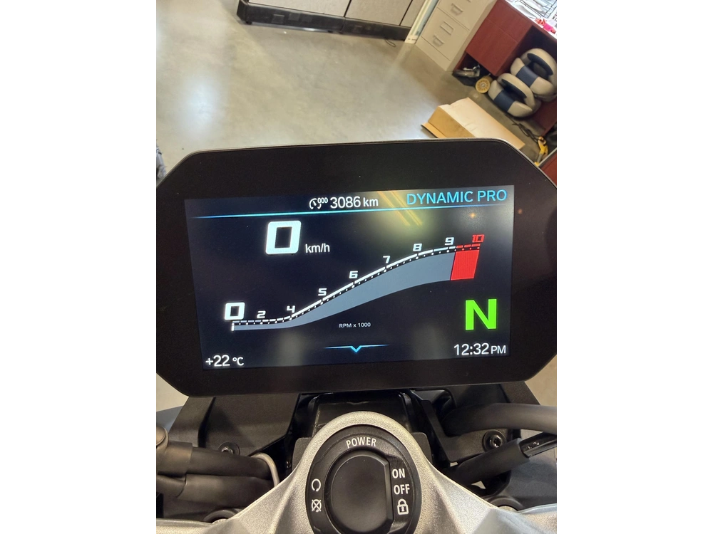 2025 Bmw F900 alt