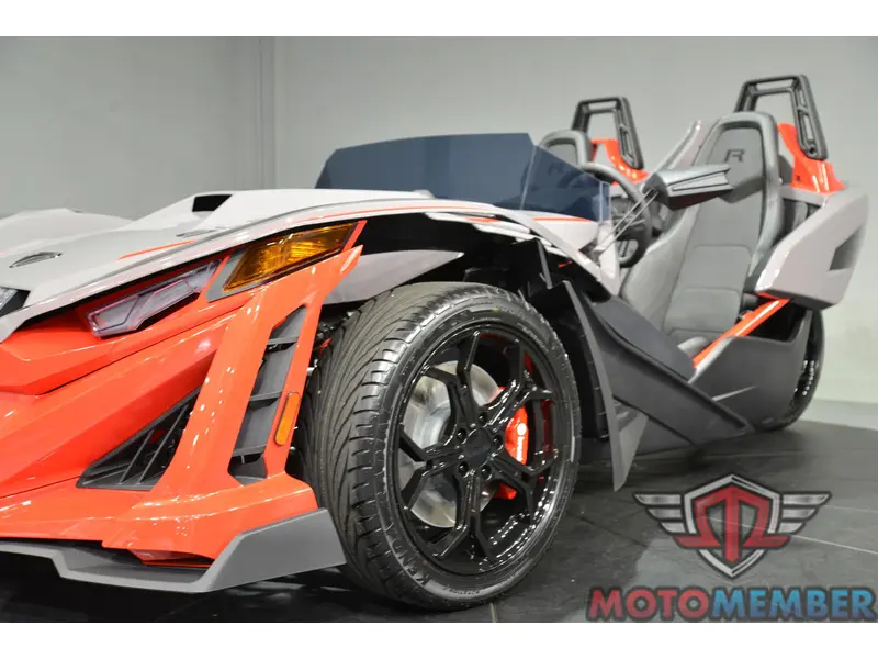 2026 Slingshot R Manual alt