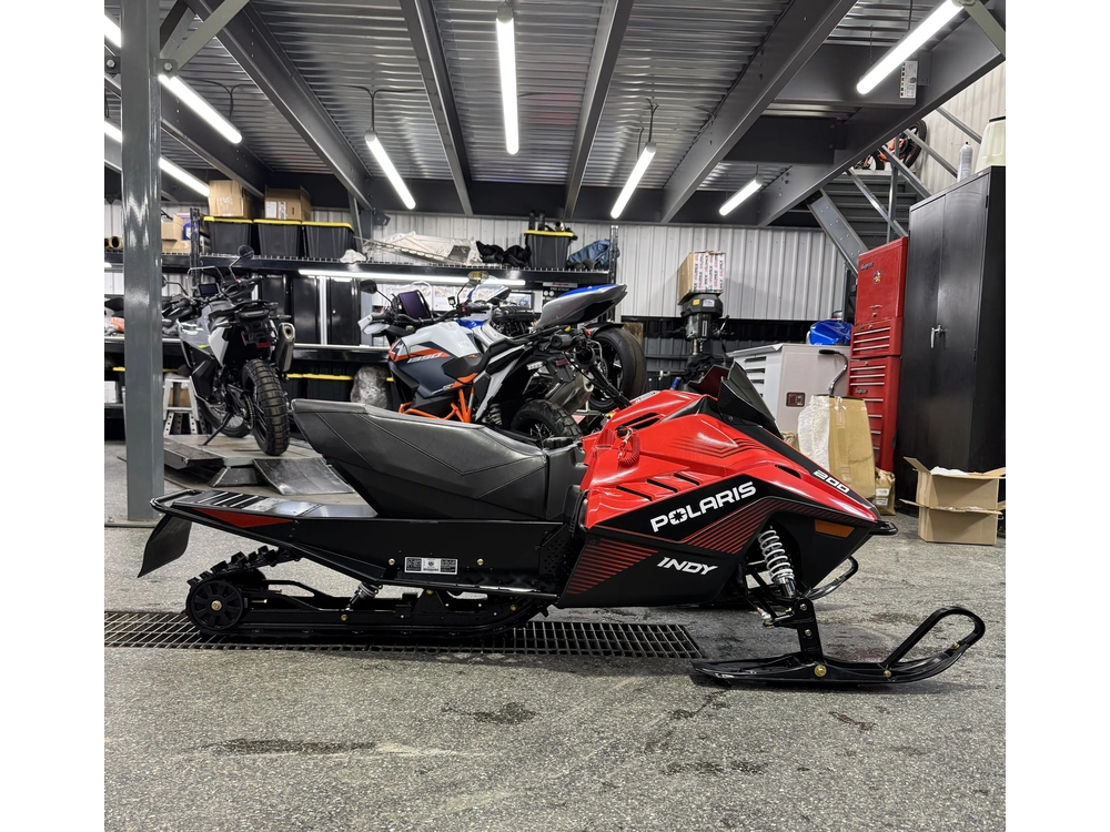 2027 Polaris 200 Indy alt