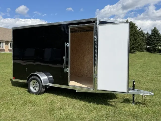 2026 Rhino Galvanized Enclosed 6' X 12' Sa Dd alt