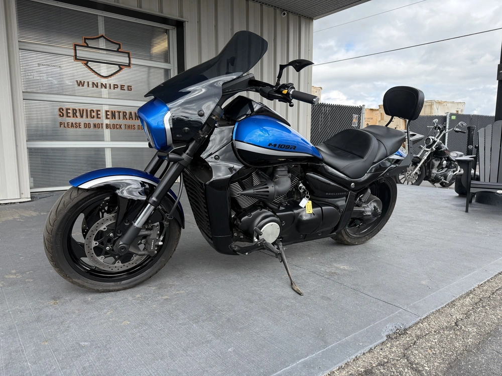 2021 Suzuki Boulevard M109r alt