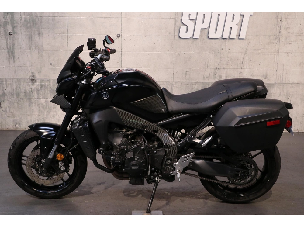 2021 Yamaha Mt-09 alt