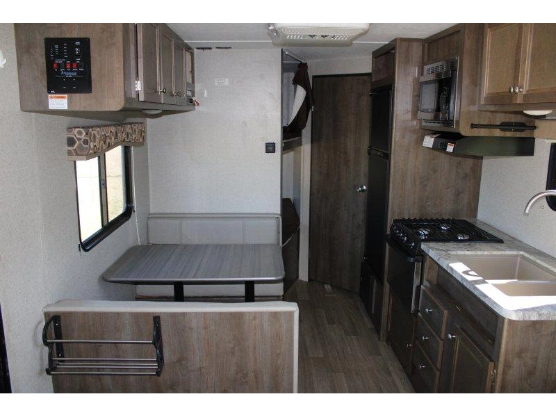 Keystone Rv Coleman 274bh 2019 alt