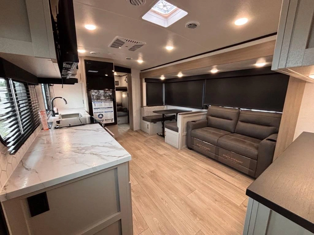 Jayco Jay Feather 29qbh 2027 alt