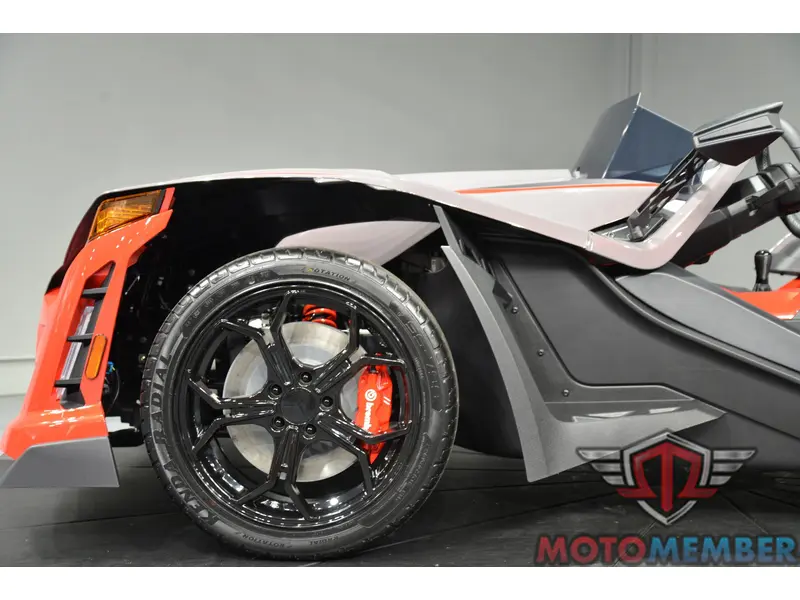2026 Slingshot R Manual alt