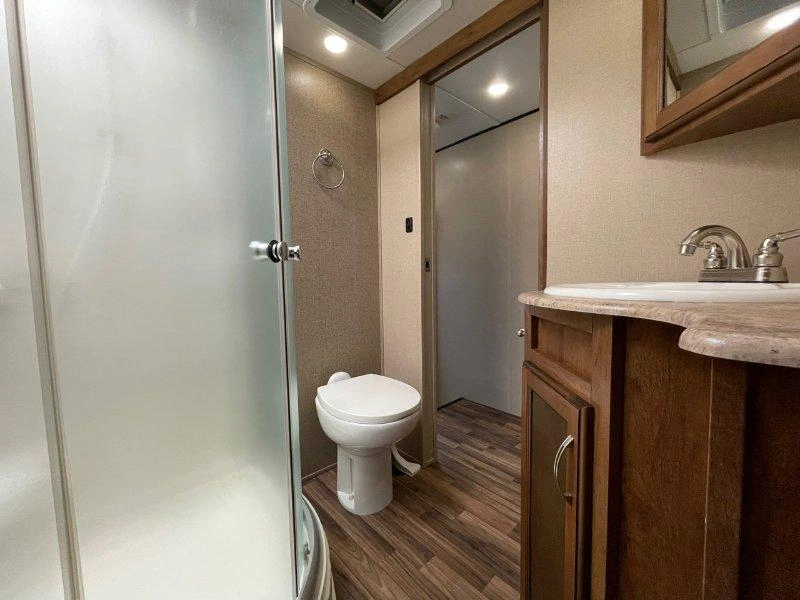 Coachmen Chaparral 28rls 2018