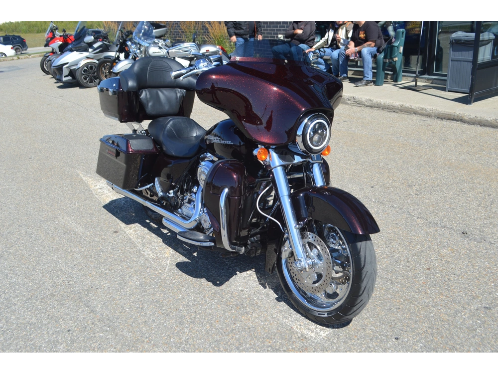 2011 Harley-davidson Flhx alt