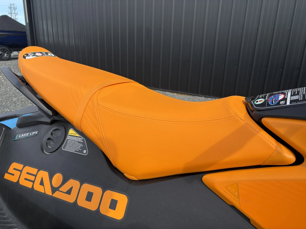 2026 Sea-doo Pwc Spark Trixx 90 Aud Be 3up Ibr 26 alt