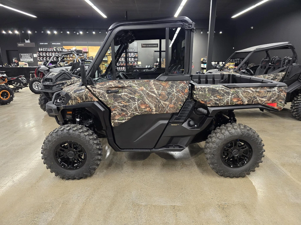 2026 Brp Defender Limited Cab Hd11 alt