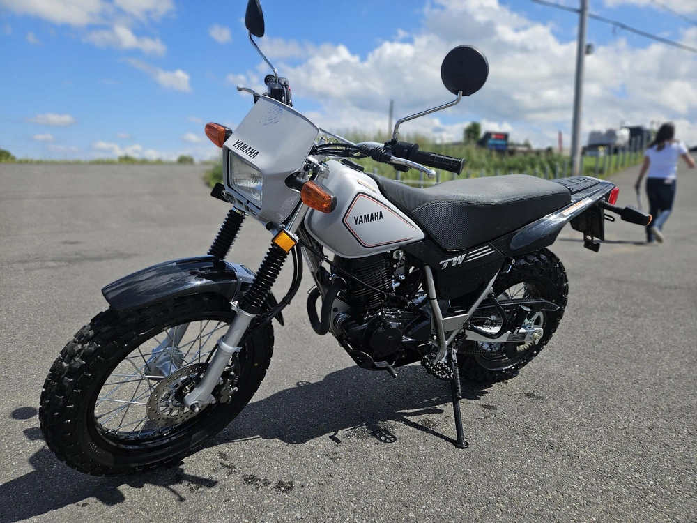 2026 Yamaha Tw200 alt