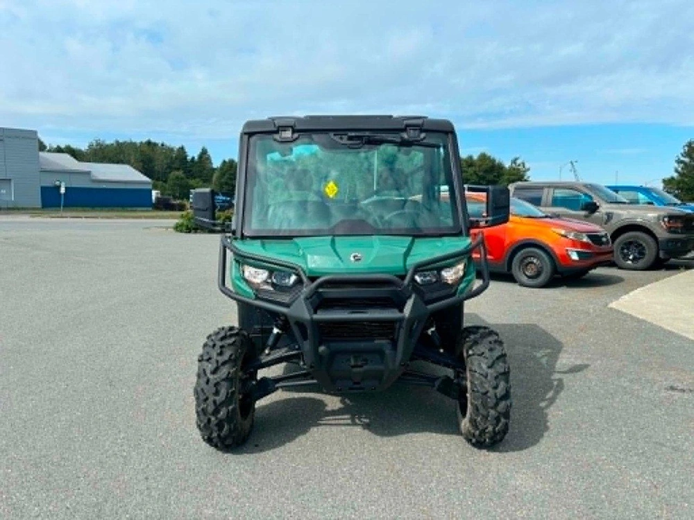 Can-am Defender Dps Cab Hd10 Used 2026 alt