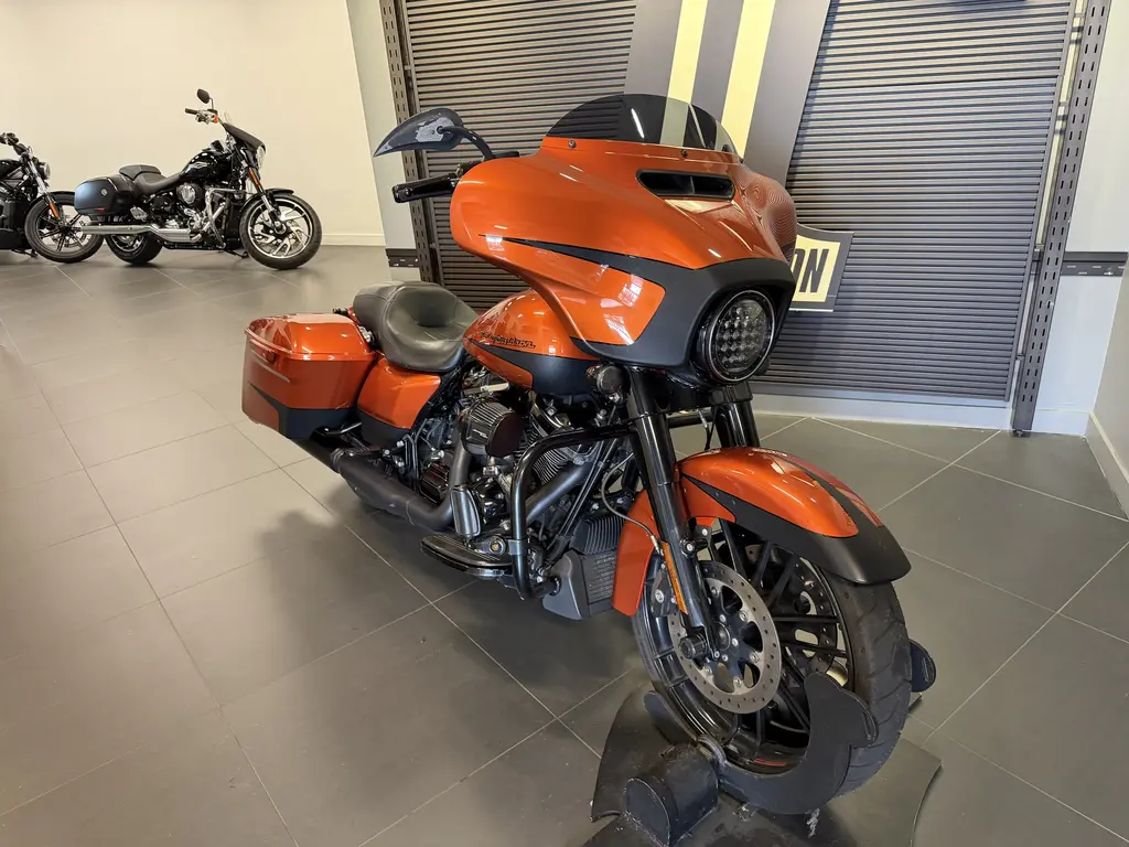 Harley-Davidson FLHXS Street Glide SpecialFLHXS 2019