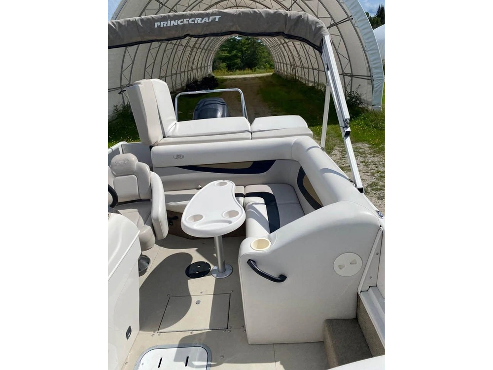 2011 Princecraft Ventura 192 alt