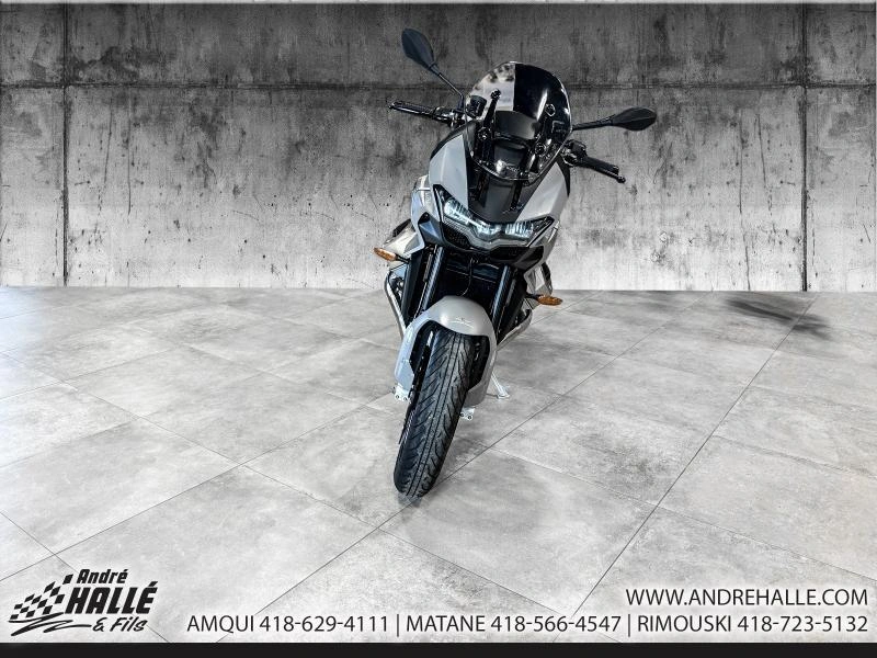 Moto Guzzi V100 Mandello Aviazione Used 2023 alt