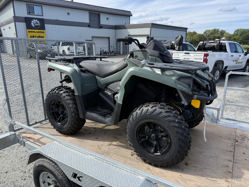 2022 Can-am 570 alt