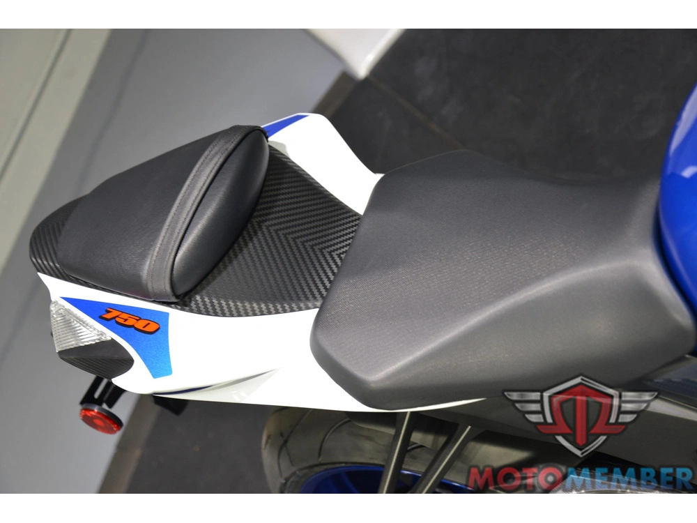 2024 Suzuki Gsx-r750z alt